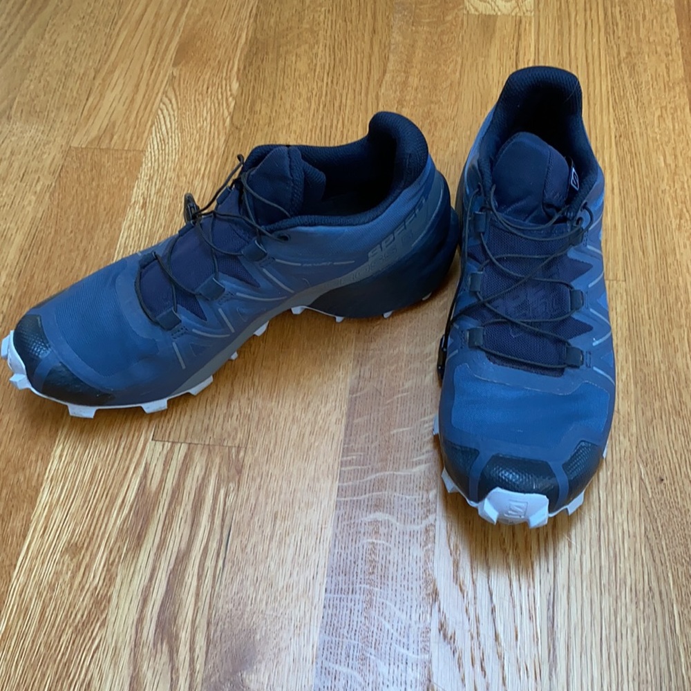 Salomon
Speedcross 5 size 8.5